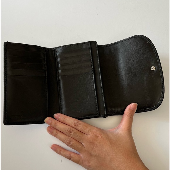 Coach Black Pebbled Leather Medium Bi-Fold Women’s Wallet - Picture 3 of 9